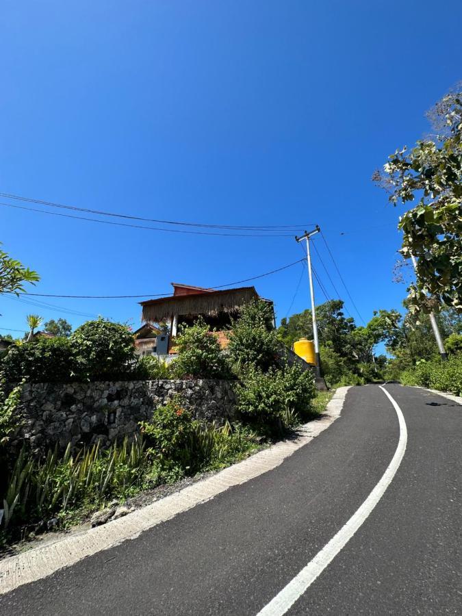 Penida Hills Hostel Batununggul Exterior photo